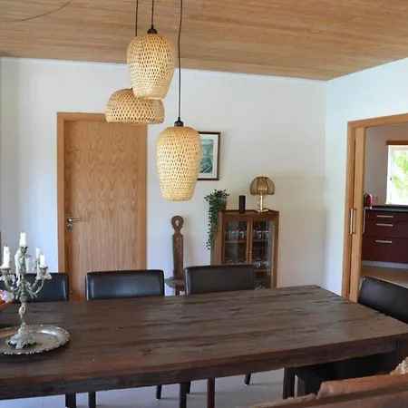 Spacious Villa With Pool 5 Minutes From The Beach Vakantiehuis *