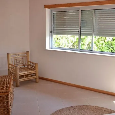 Spacious Villa With Pool 5 Minutes From The Beach