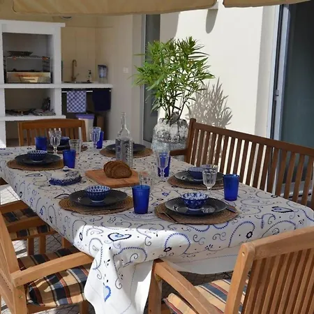 Spacious Villa With Pool 5 Minutes From The Beach * São Martinho do Porto